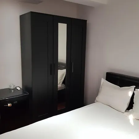 2bedrooms Mega Mall Monza National.arena Boekarest